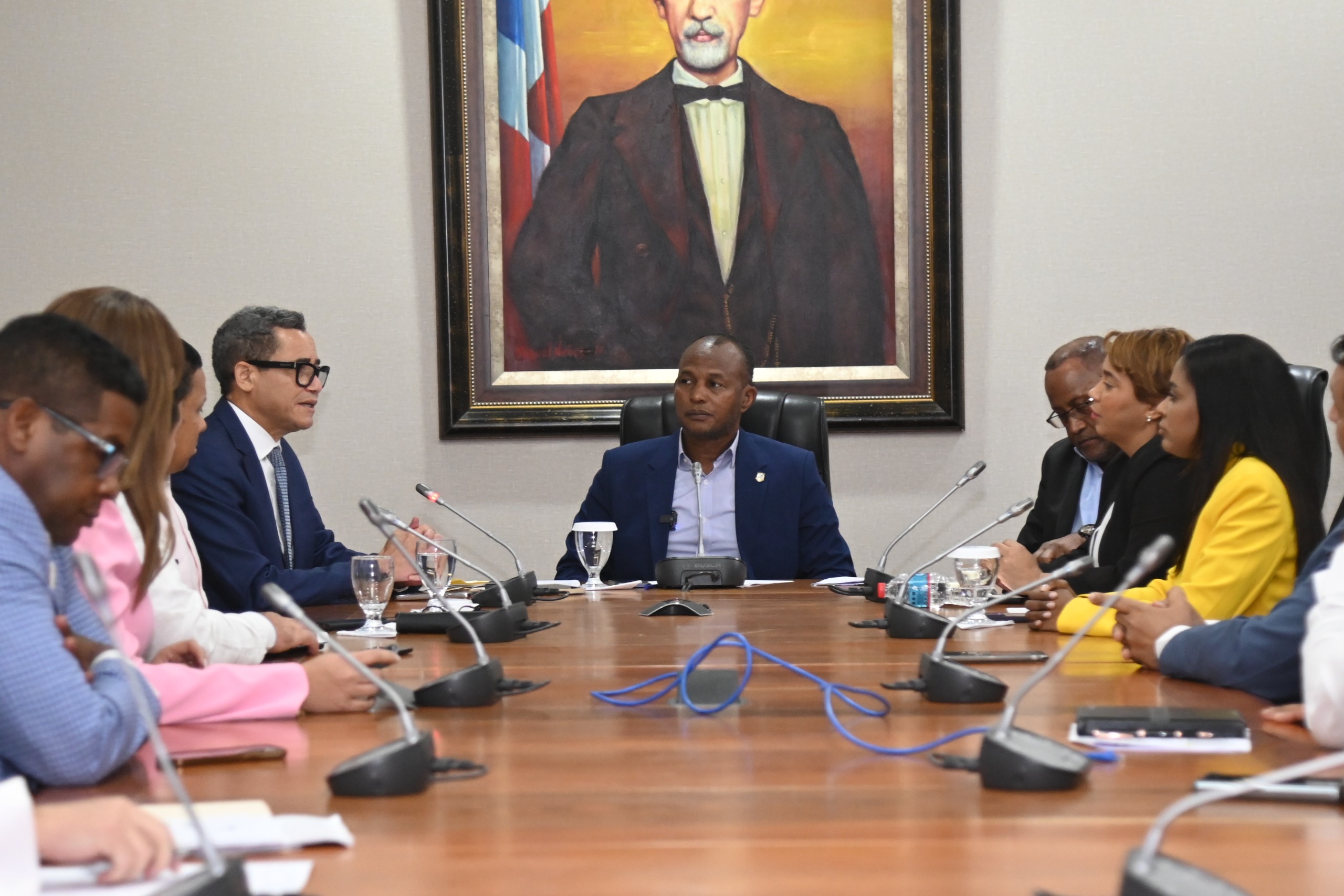 Empresariado cambia postura