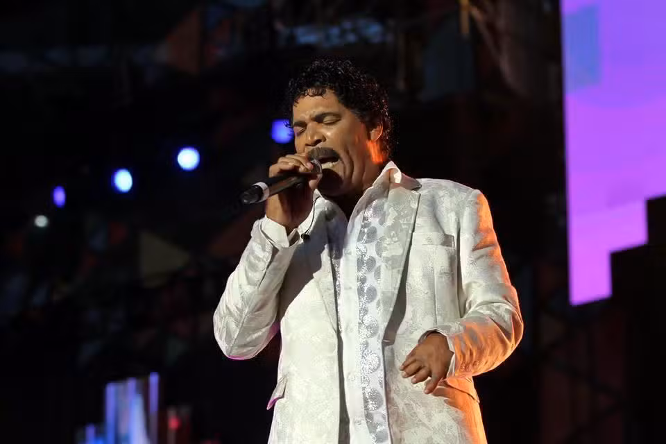 Willie González,