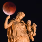 Eclipse total- Luna Roja AFP