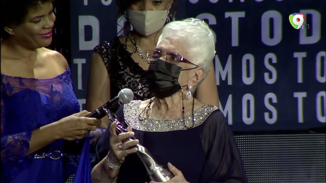 María Cristina Camilo recibe El Soberano a las Artes Escénicas en 2021