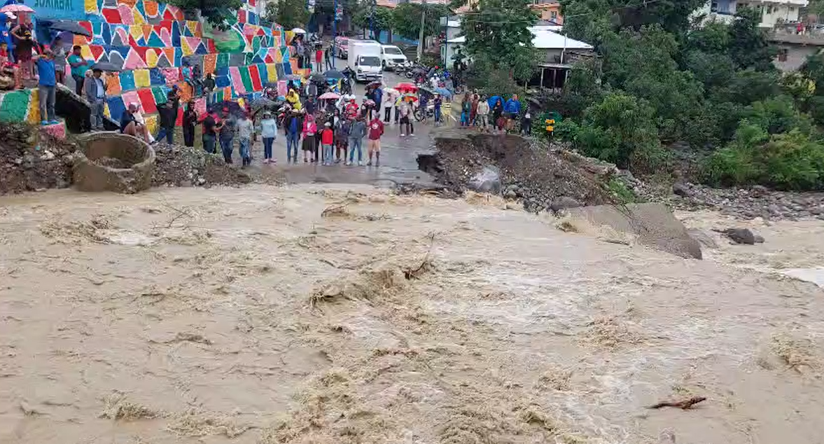 Guayabal incomunicado