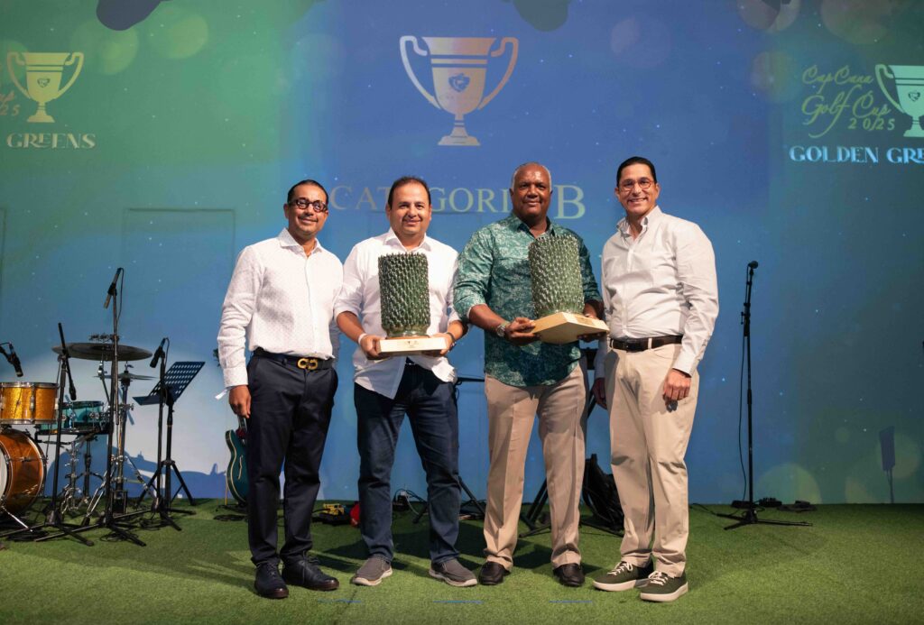 Mientras que el primer lugar de la categoría B lo ganó la dupla Jorge Andres Ruiz y Saulo Mota.