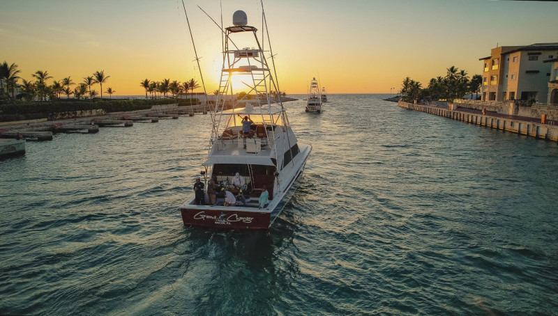 Salida de embarcaciones desde la Maina Cap Cana.
