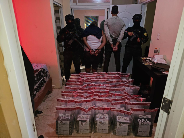 Autoridades identifican a los involucrados en incautación de 643 paquetes de presunta cocaína