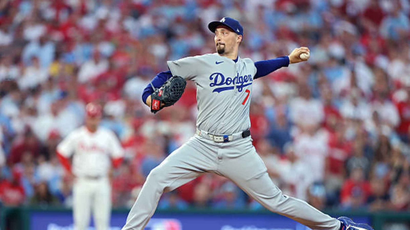 El lanzador Blake Snell, cumplió desde el box