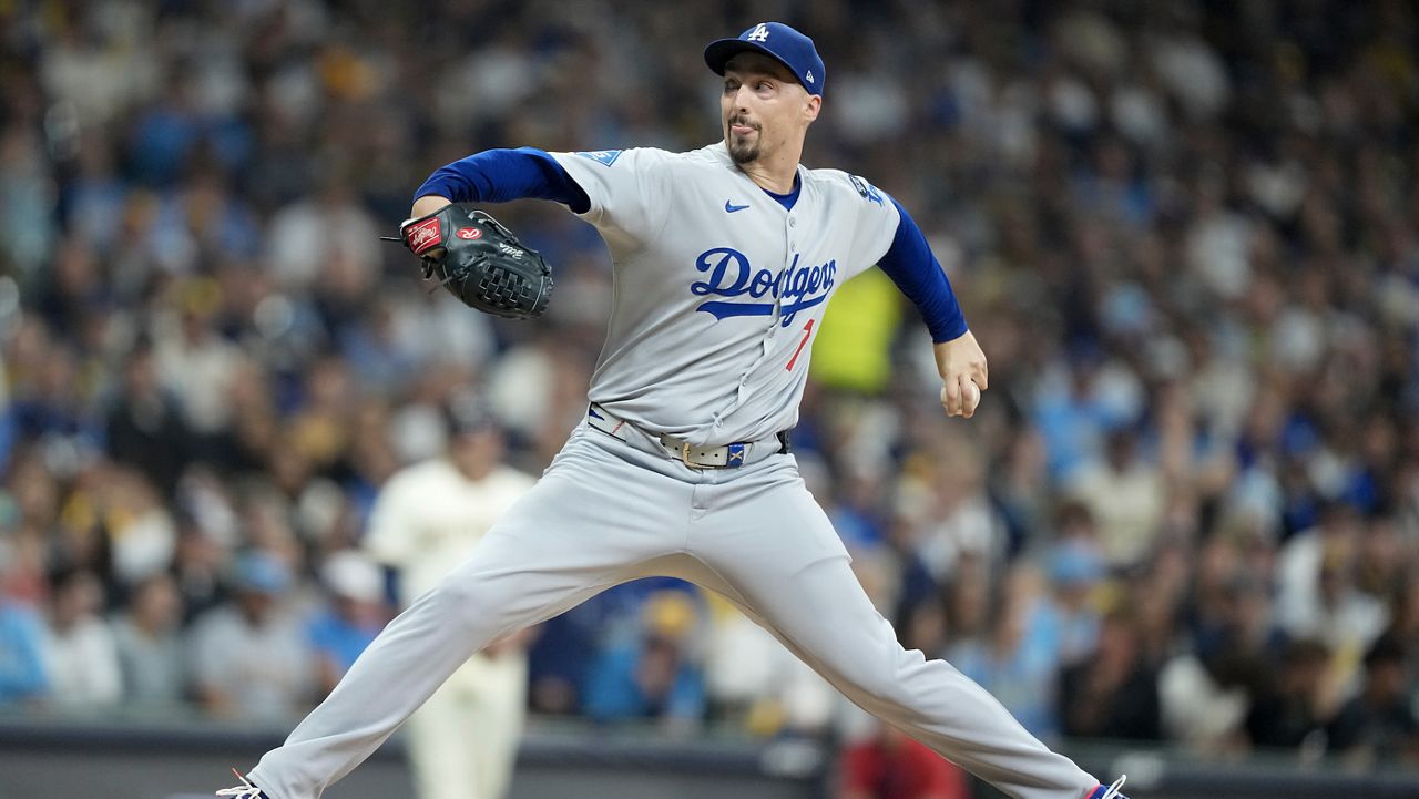 Blake Snell, lanzador abridor zurdo de los Dodgers de los Ángeles.