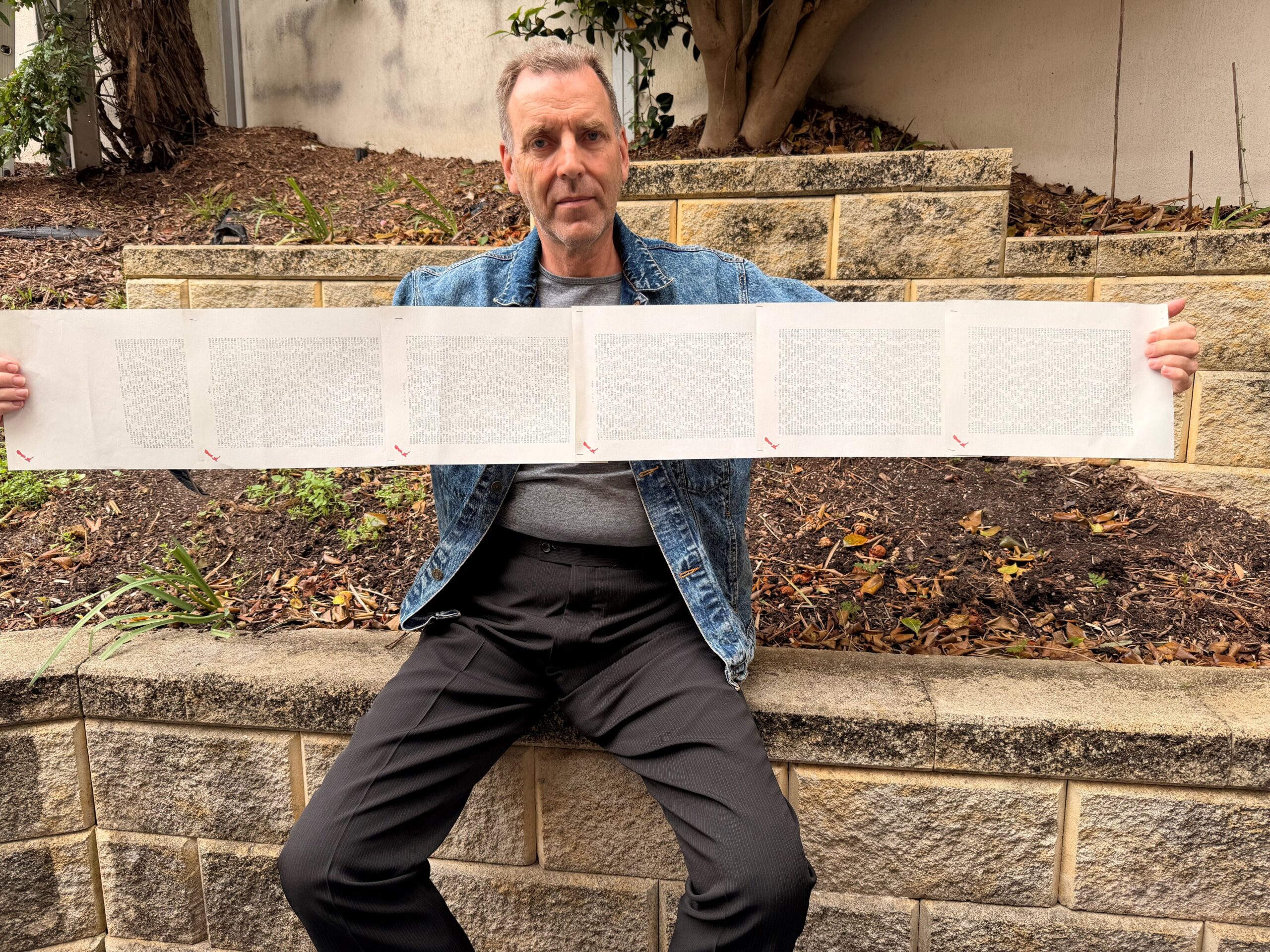 El récord se le otorgó originalmente por 2,310 nombres, aunque posteriormente se actualizó a 2,253