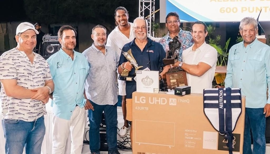 Pesca al Marlins Azul en Cabeza de Toro