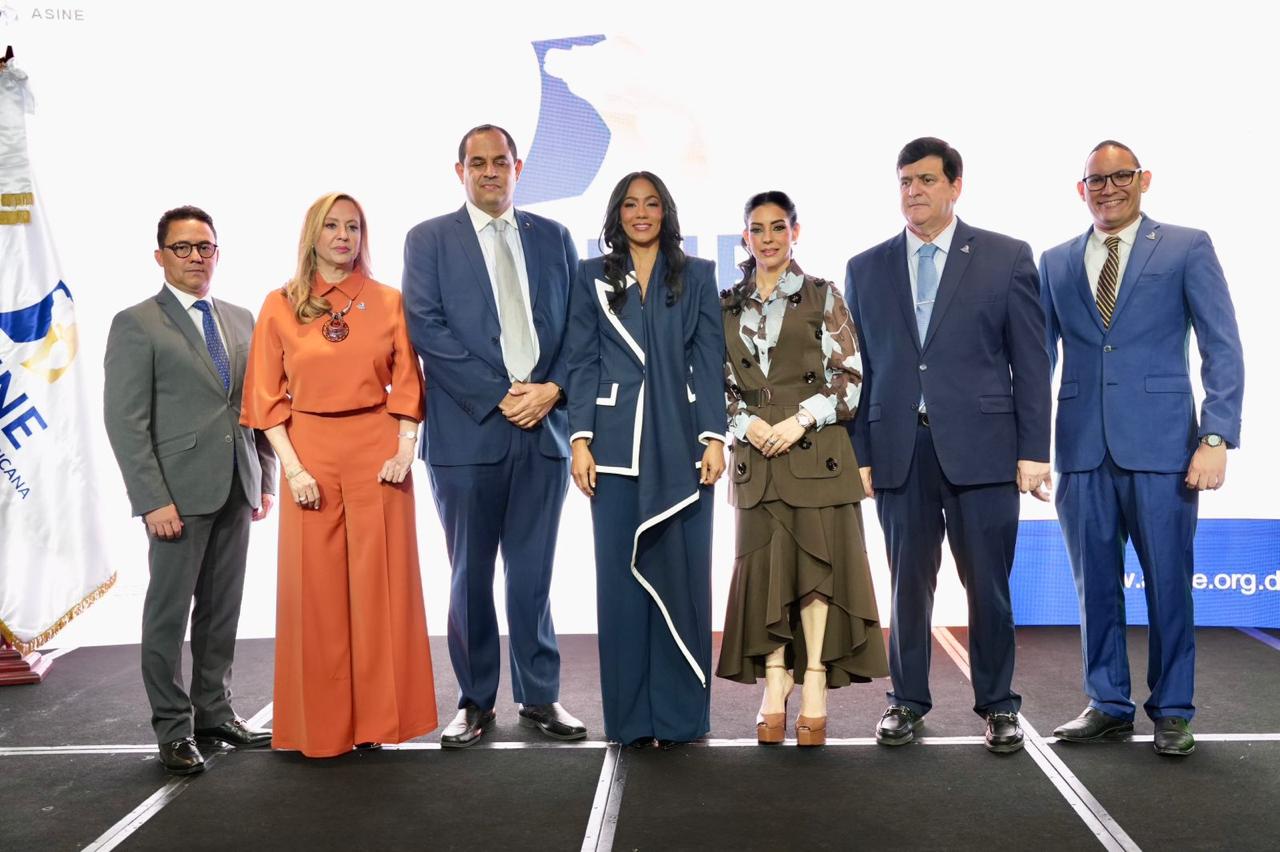 Nueva junta directiva de ASINE