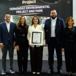 El premio fue entregado en Estambul por los directivos de World Urban Parks a la delegación dominicana encabezada por Elizabeth Mateo.