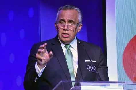 La Federación Dominicana de Levantamiento de Pesas dedicará el Campeonato Centroamericano y del Caribe al licenciado Luisín Mejía.
