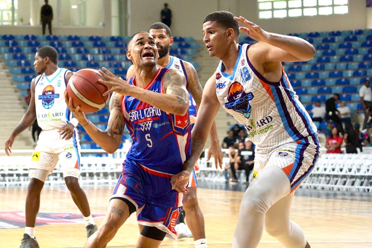 San Lázaro lídera grupo B del TBS Distrito 2025