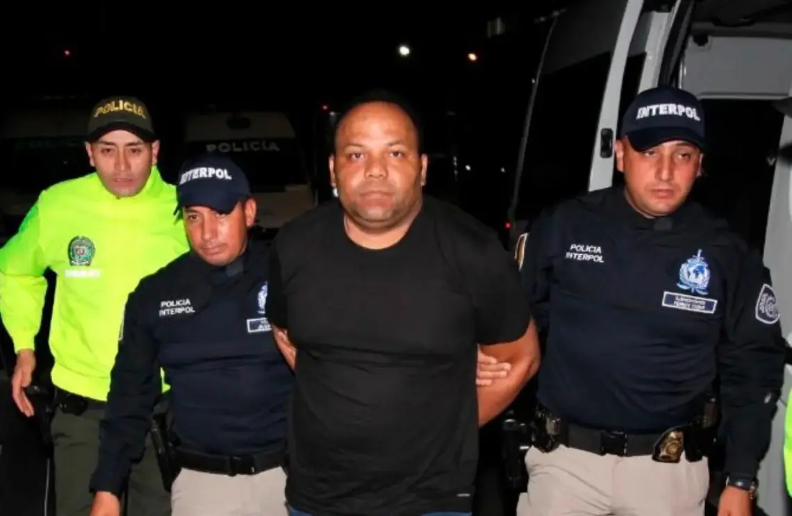 César Emilio Peralta fue acusado por un gran jurado federal en 2018 por cargos de conspiración para importar heroína y cocaína a Estados Unidos.