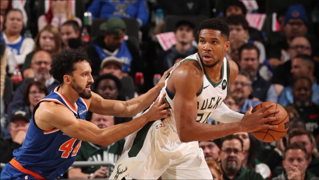 Giannis Antetokounmpo llevo a los Bucks a una victoria sobre Knicks.1
