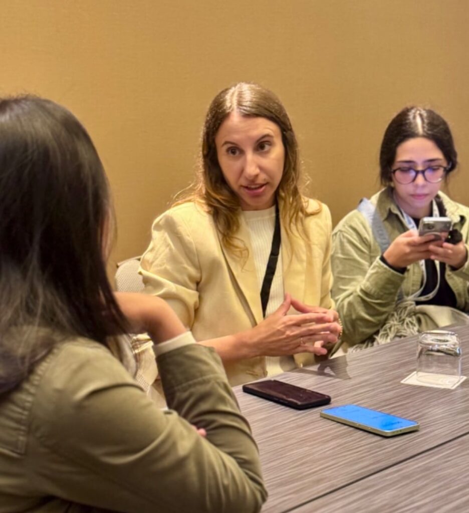 Julieta Pandolfi, del Servicio de Anatomía Patológica y Laboratorio de Secuenciación de Buenos Aires, durante el Seminario Educativo Latinoamericano de Oncología, organizado por la biofarmacéutica Pfizer. (Foto/cortesía Pfizer).