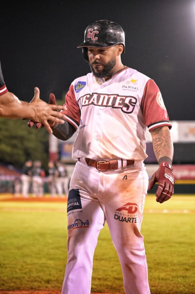 Gigantes frente a Leones