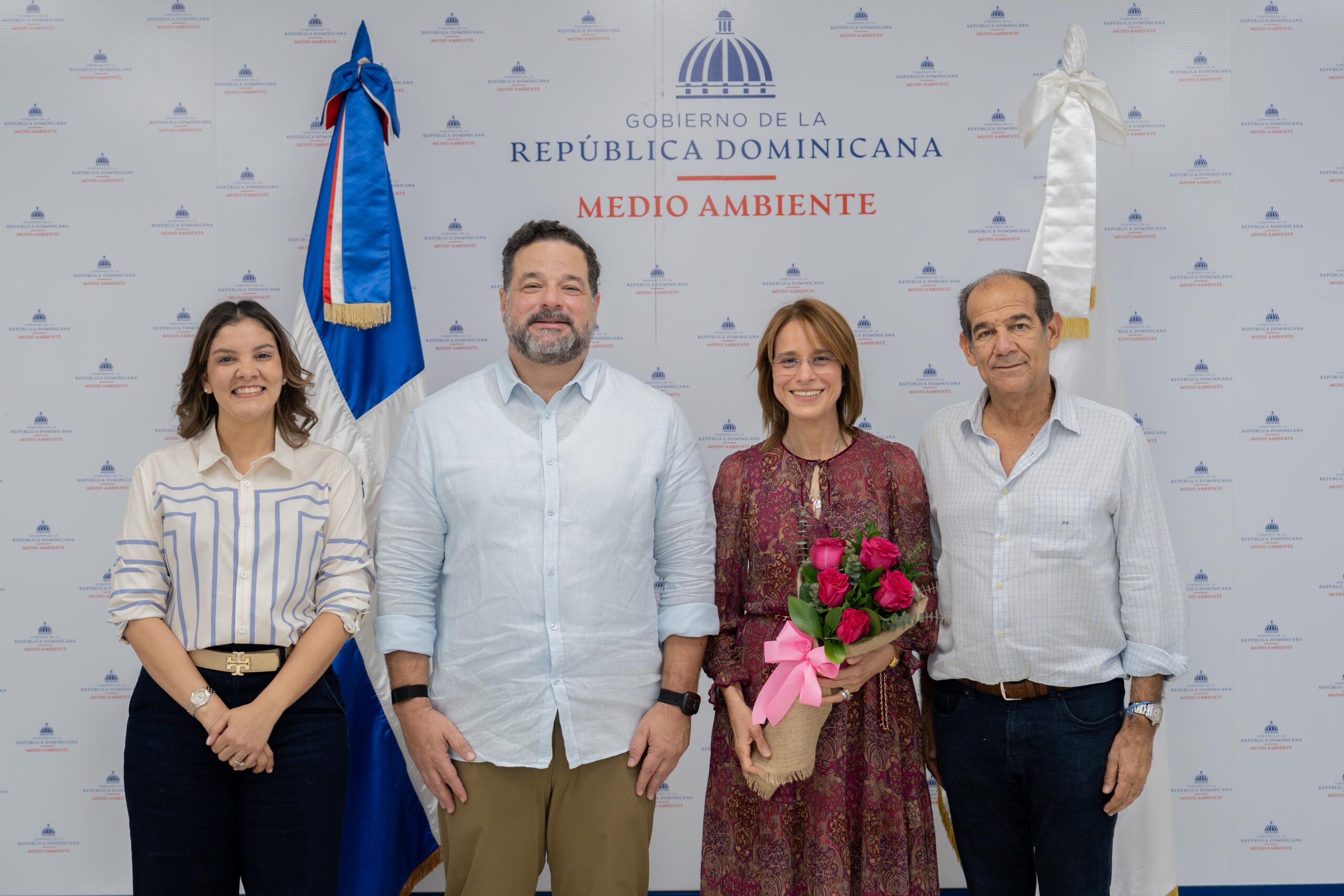 Embajadora de RD en Portugal impulsa acuerdo superior a US$300 MM para reforestación y captura de carbono