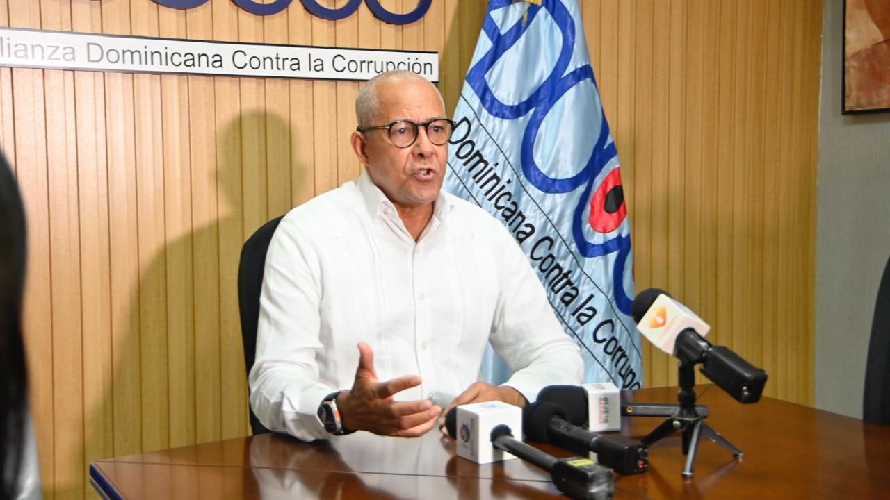 Julio César de la Rosa Tiburcio, presidente de Adocco