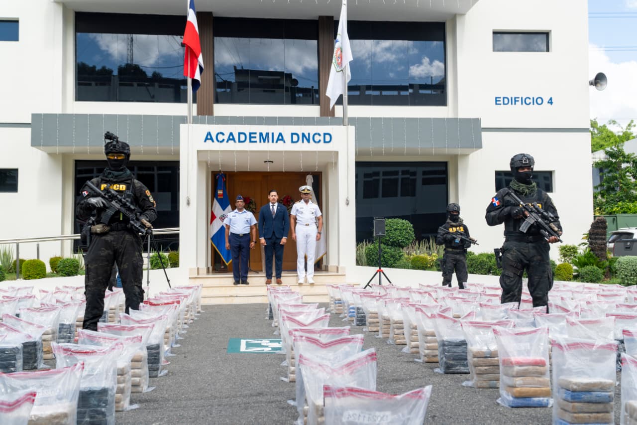 RD incauta más de 1.5 toneladas de cocaína en apoyo a ‘Lanza del Sur’ de EE.UU.