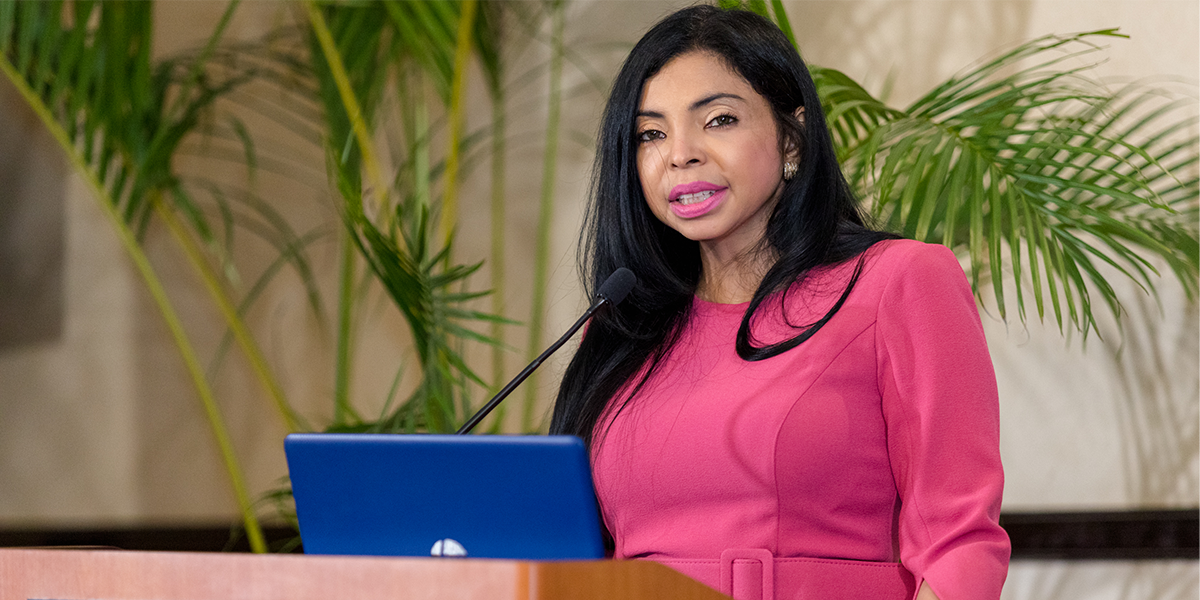 Procuradora Yeni Berenice.