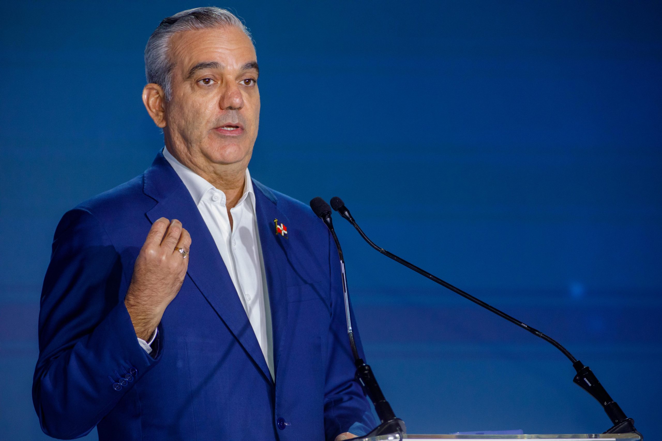 Presidente Luis Abinader,