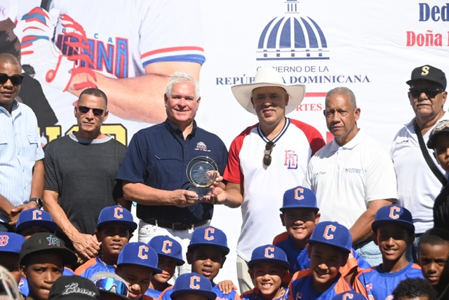 Reconocimiento de Fedom a Mr. Abraham Key.