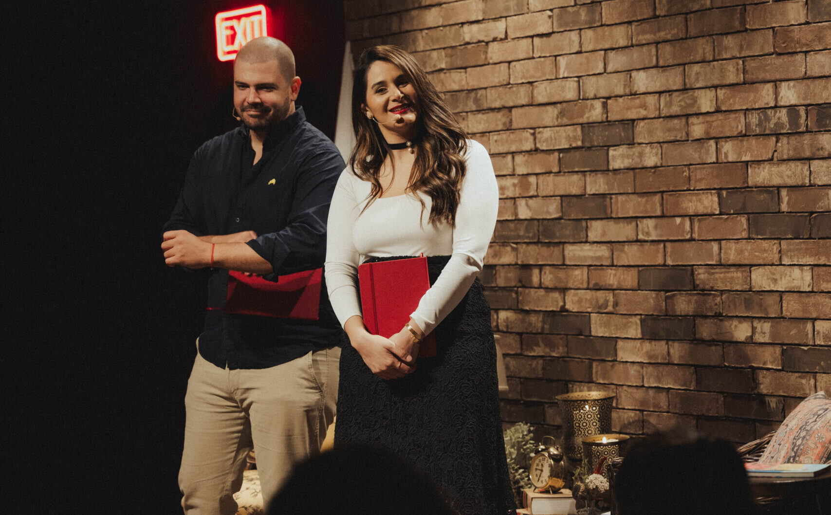Elliott Martínez, La Voz de Elliott y Carla Soto, Coesia