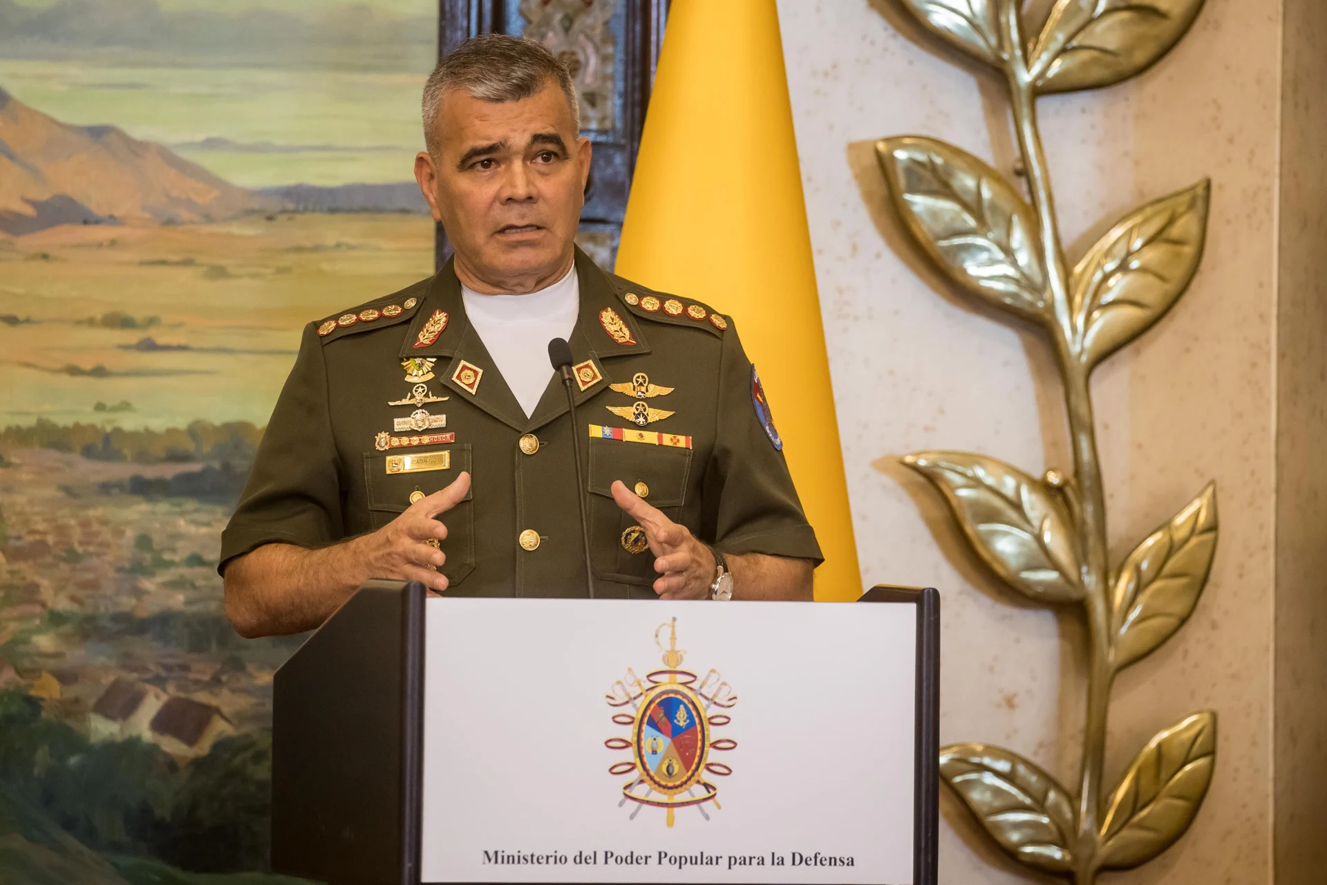 Venezuela denuncia intento de intimidación de EE.UU. con sobrevuelo de aviones de combate