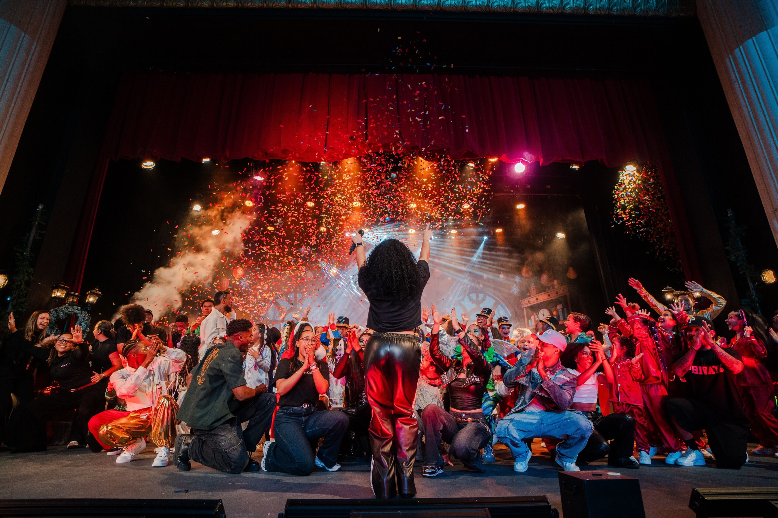 Escena del musical “Guardianes de los Sueños 2025”