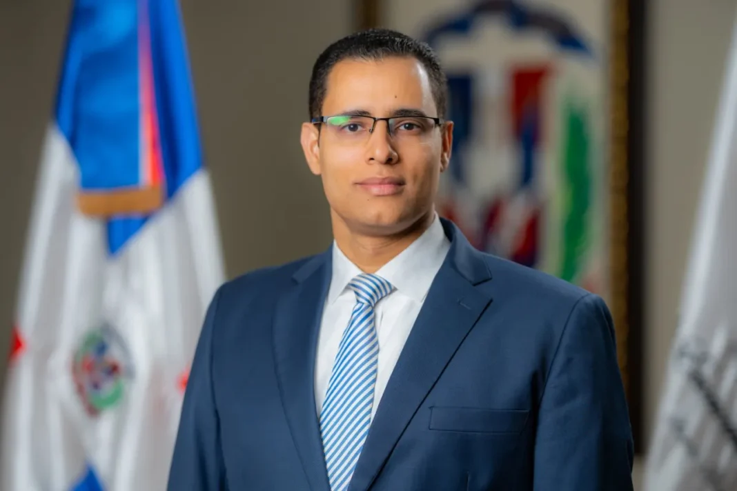 Exministro de Economía, Planificación y Desarrollo, Juan Ariel Jiménez.