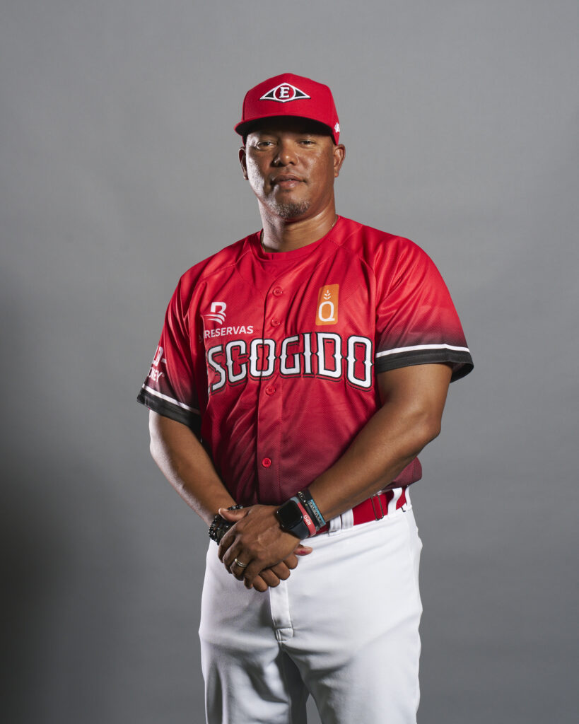 Ramón Santiago, manager interino.