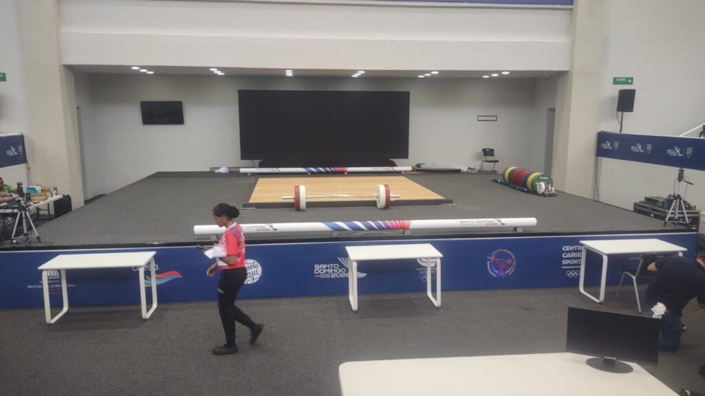 Atletas de 23 países inician este lunes en la capital de República Dominicana la lucha por las 160 plazas disponibles para el torneo de pesas de los Juegos Deportivos, Centroamericanos y del Caribe Santo Domingo 2026.