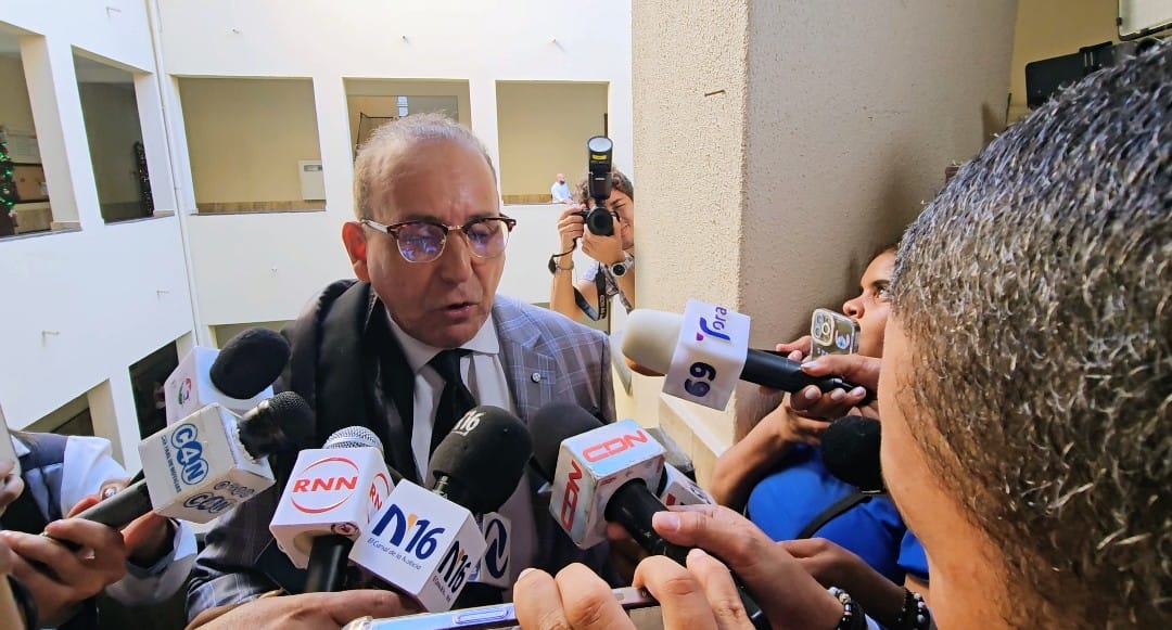 Abogado Carlos Balcácer / Karina Jiménez
