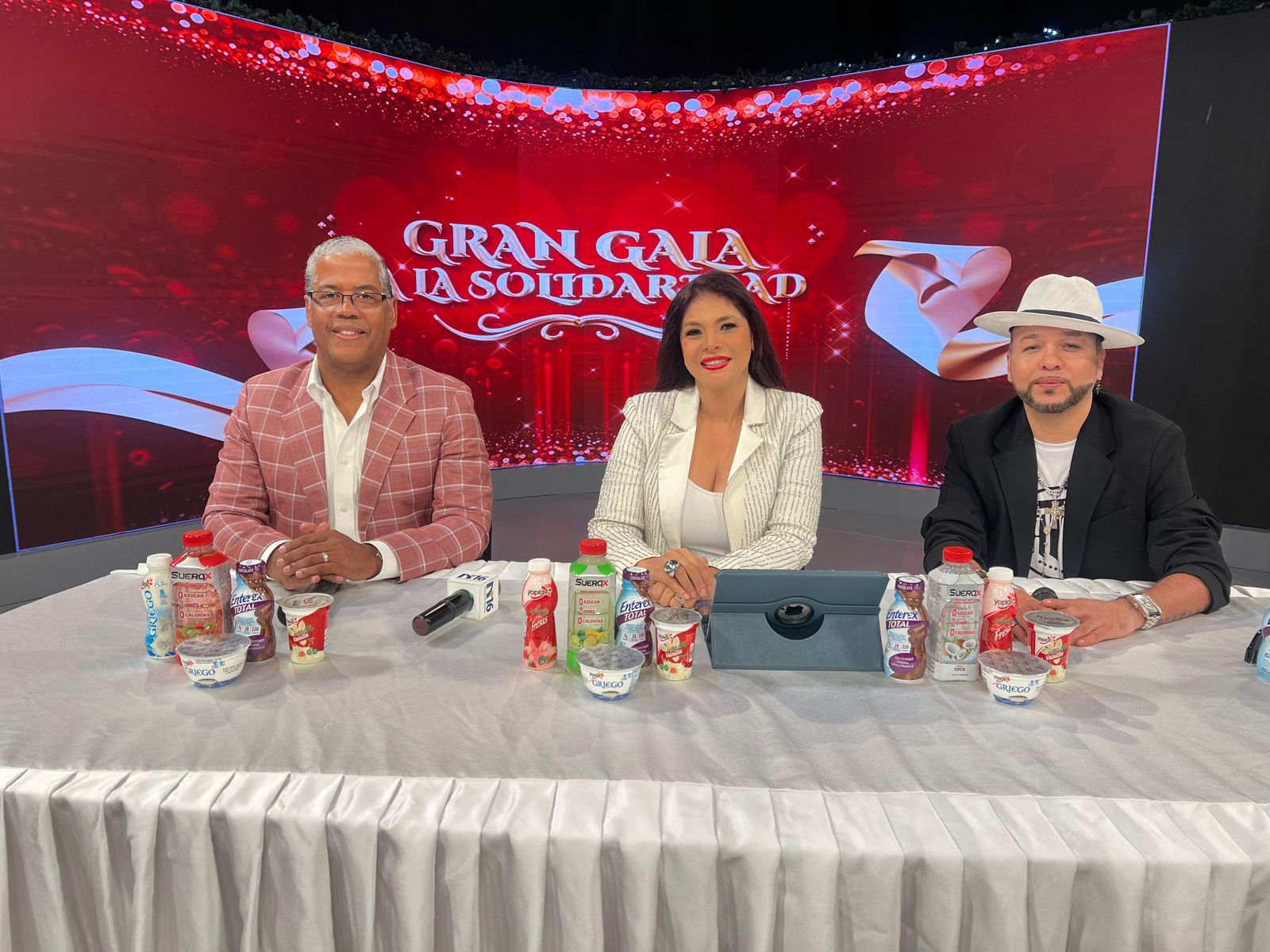 Nikauly de la Mota anuncia Gran Gala a la Solidaridad y 2da edición de los Premios A Todo Corazón