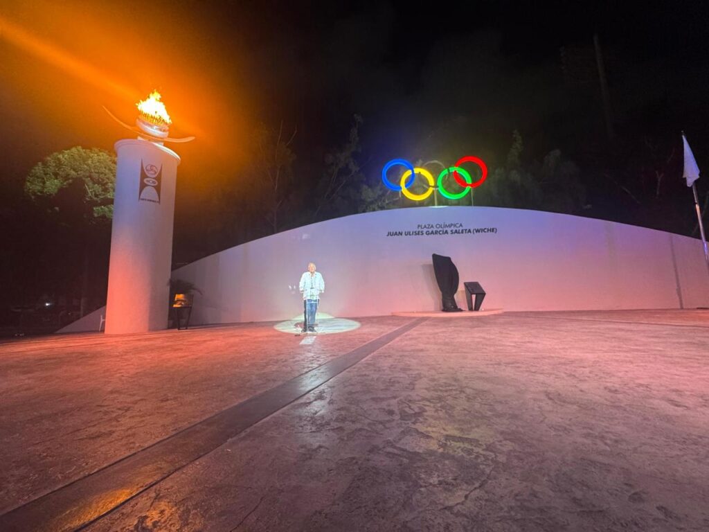 En conmemoración del centenario de su natalicio, la Fundación Juan Ulises García Saleta inauguró este miércoles la Plaza Olímpica Juan Ulises García Saleta (Wiche), un espacio renovado del Centro Olímpico Juan Pablo Duarte 