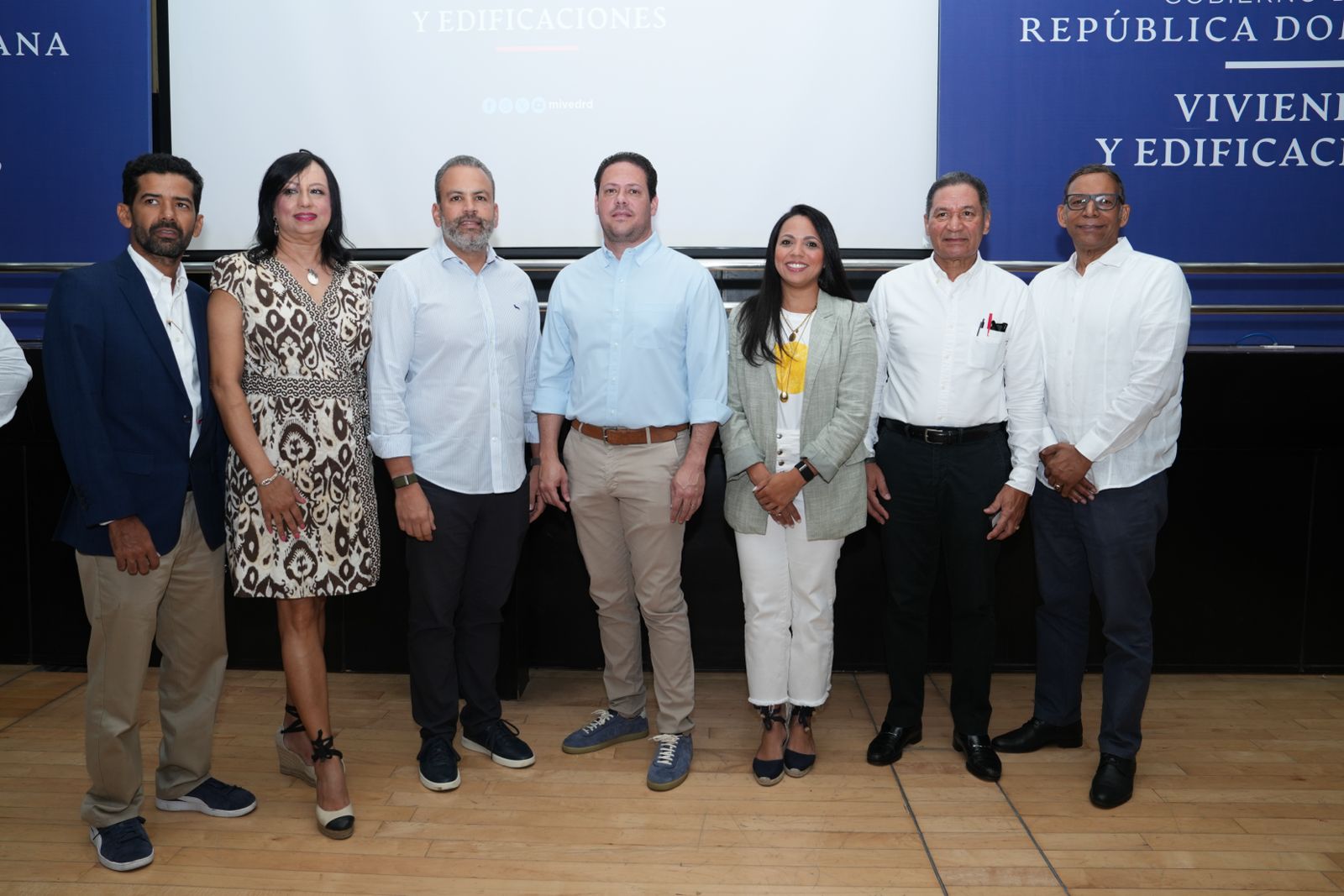 MIVED presenta procedimiento para acelerar inicio de obras mediante gestores urbanos