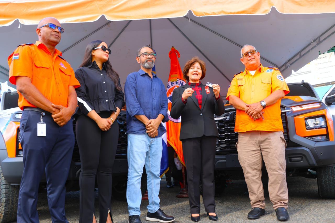 Nuevos vehículos fortalecen respuesta de la Defensa Civil en operativo “Conciencia por la Vida”