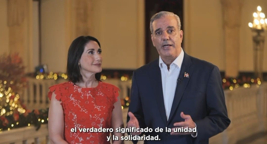 Presidente de la República, Luis Abinader, junto a la primera dama, Raquel Arbaje