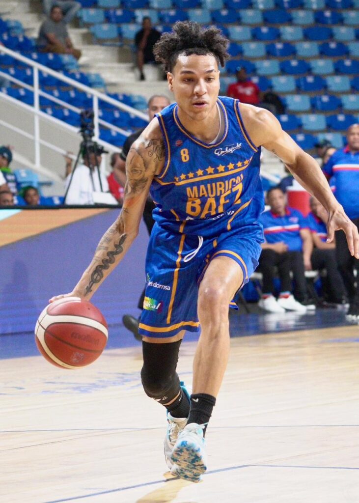 Richard Bautista, del club Mauricio Báez.