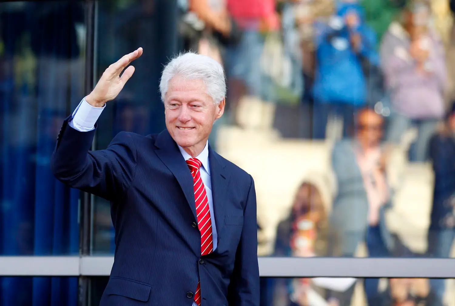 Bill Clinton, en documentos desclasificados del caso Epstein