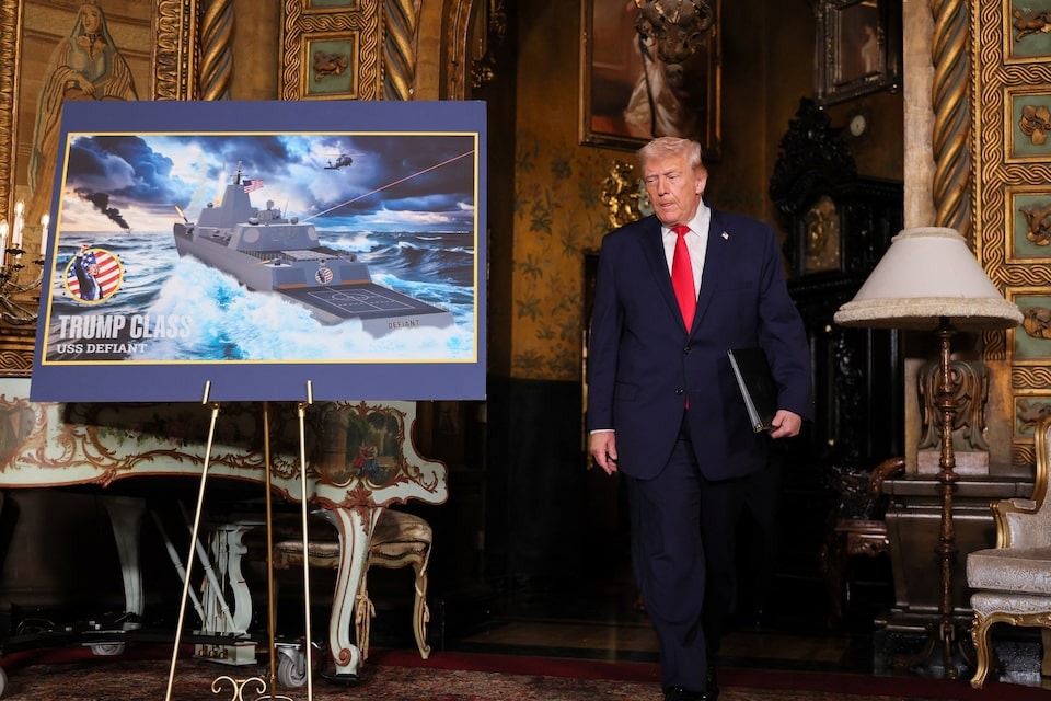 Trump ordena construir buques de guerra con su nombre y anuncia la creación de una “flota dorada”