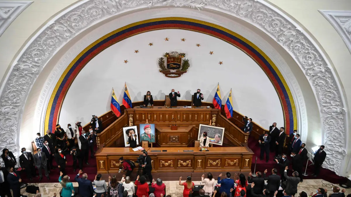 Chavismo inaugura nueva Asamblea Nacional sin Maduro y promete su retorno tras captura en EE. UU.