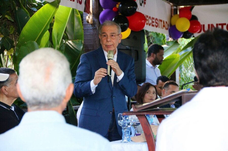 Danilo Medina cuestiona al Gobierno. (Panorama).
