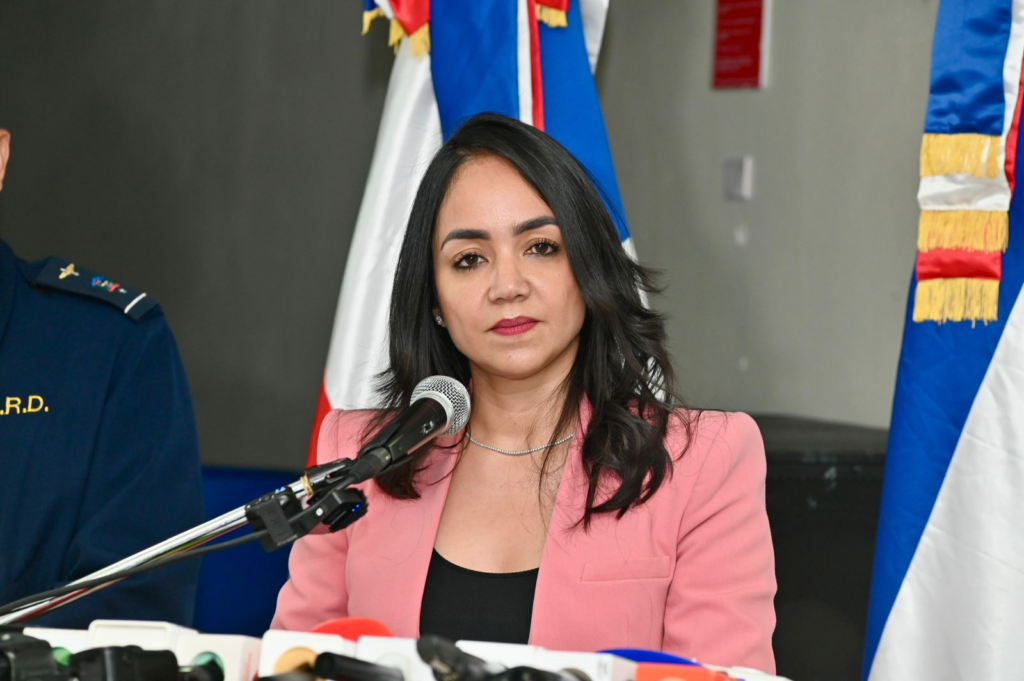 La ministra de Interior y Policía, Faride Raful,