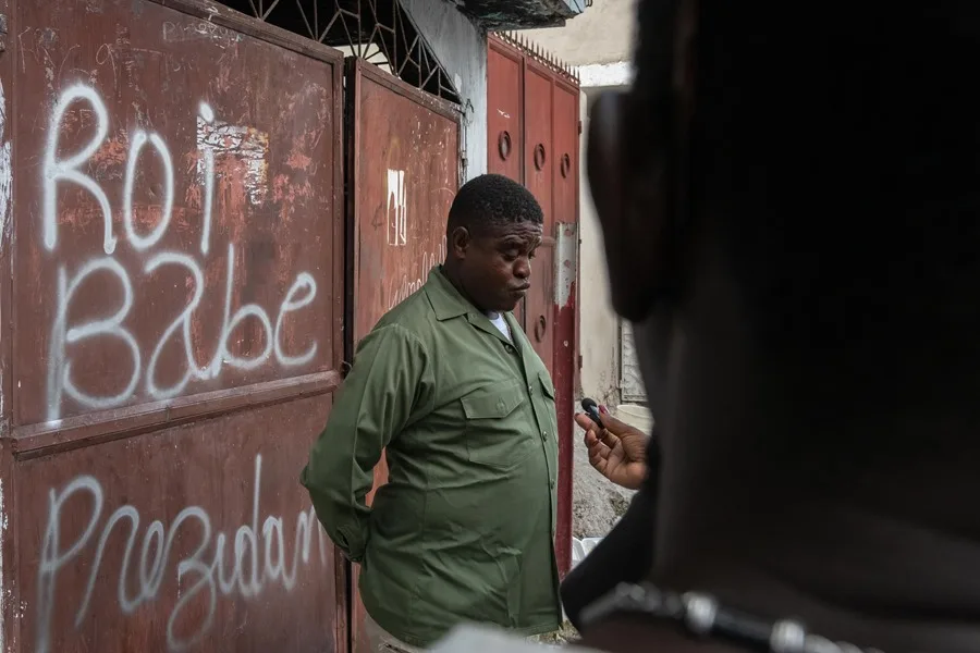 Jefe de la banda criminal 'Viv Ansanm', Jimmy Chérizier, alias Barbecue