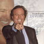 Julio Iglesias.