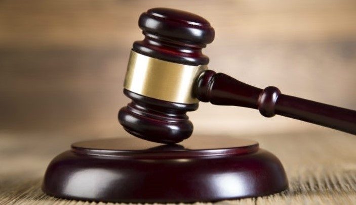20 años de prisión a hombre que violaba menor de 16 años