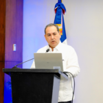Exdirector ejecutivo del Servicio Nacional de Salud (SNS), Mario Lama.