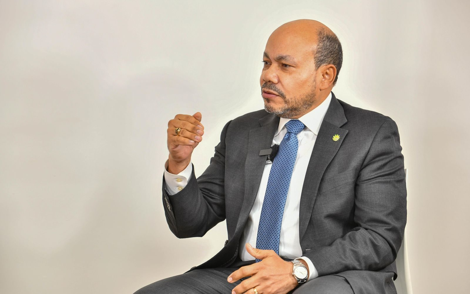 Abinader designa a Luis Valdez como vicepresidente ejecutivo de Seguros Reservas 