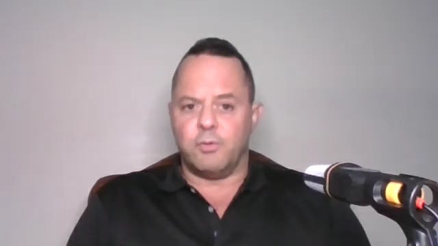 Exagente de la CIA afirma que EE. UU. infiltró el círculo de Maduro y reclutó generales venezolanos